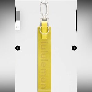 Lululemon Never Lost Keychain Daisy